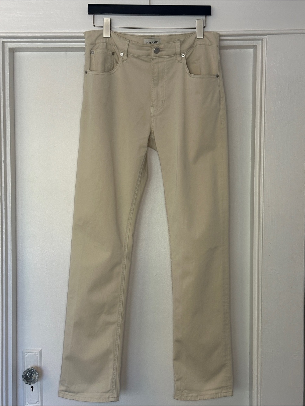 Frame Denim Men’s Modern Straight Jean in Natural, 32”W 32”L